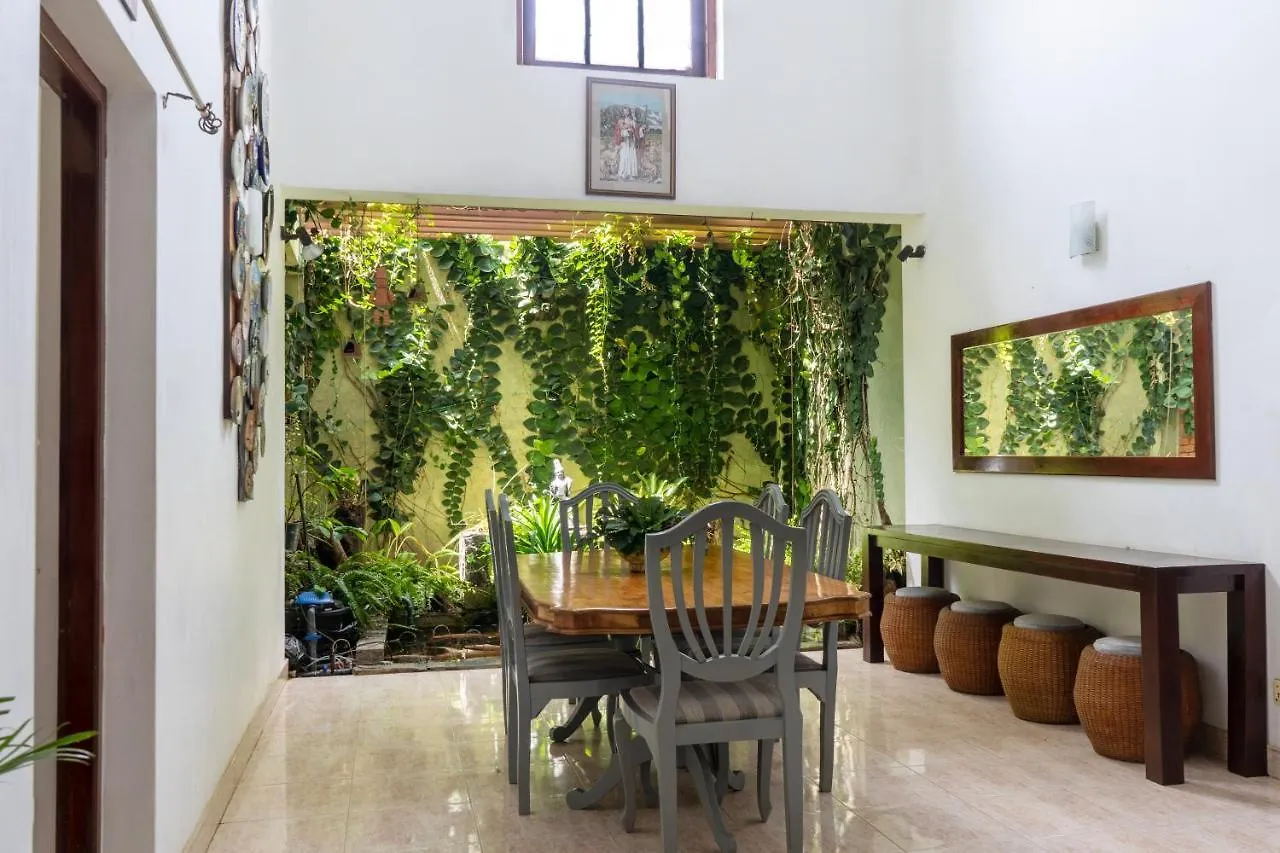 Villa Sarakkuwa Pamunugama 2*,  Шри-Ланка